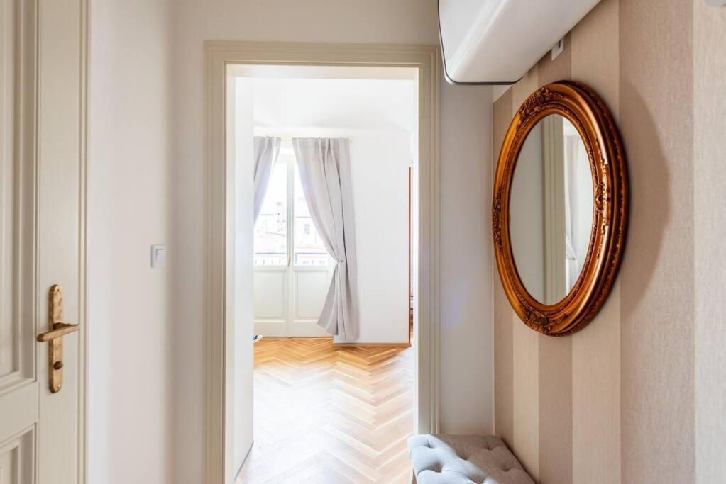 Little Chateau Apartment *