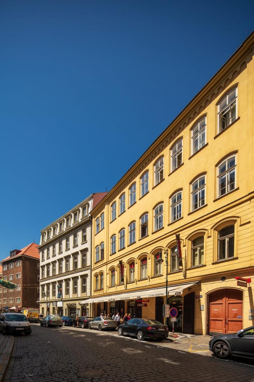 Lägenhet Quiet Center In Hip & Foodie Area Prag