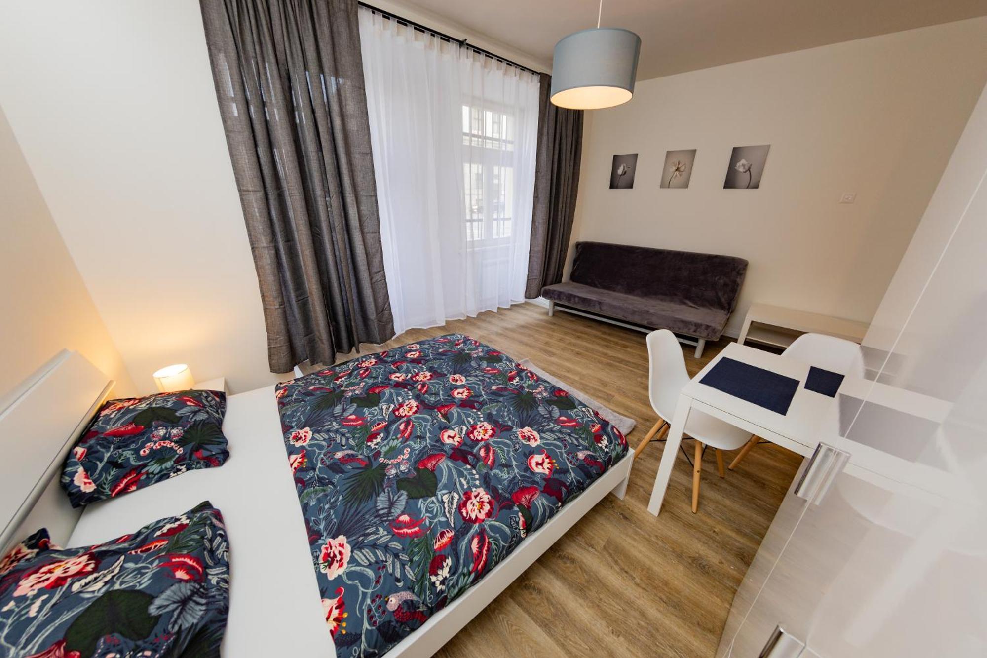 Petrska Apartment *
