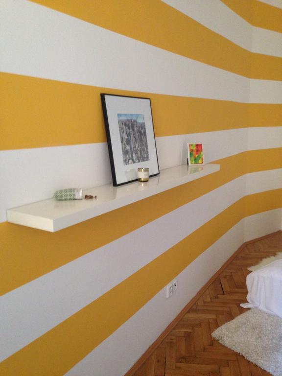 Charming Apt W Balcony Old Town Apartmán *