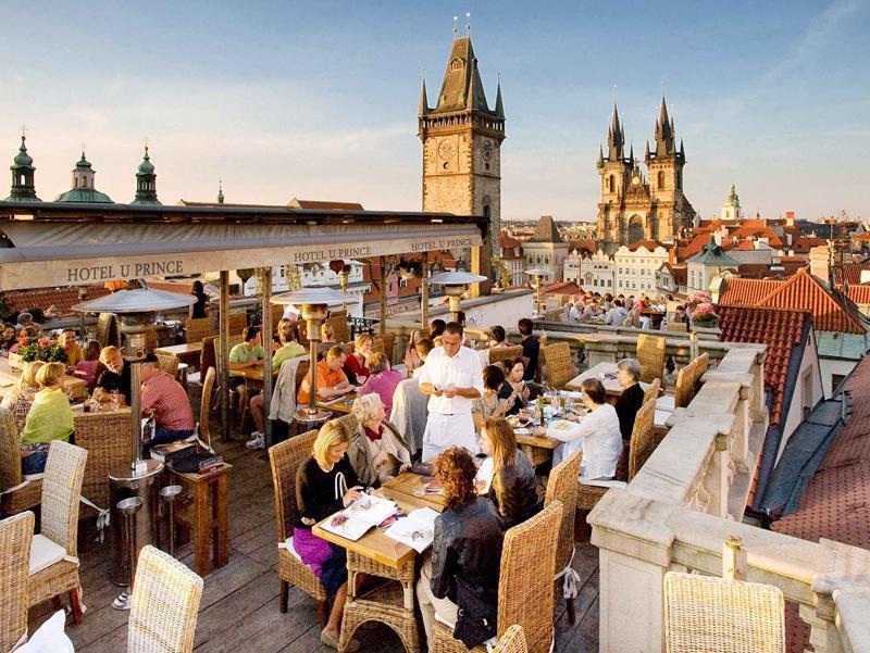 U By Bhg Hotel Prag