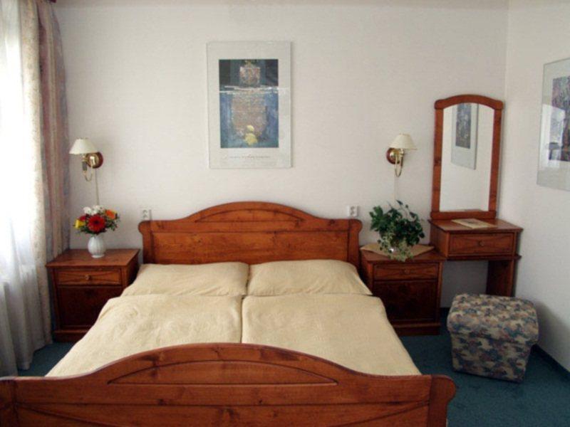 Ilf Hotel