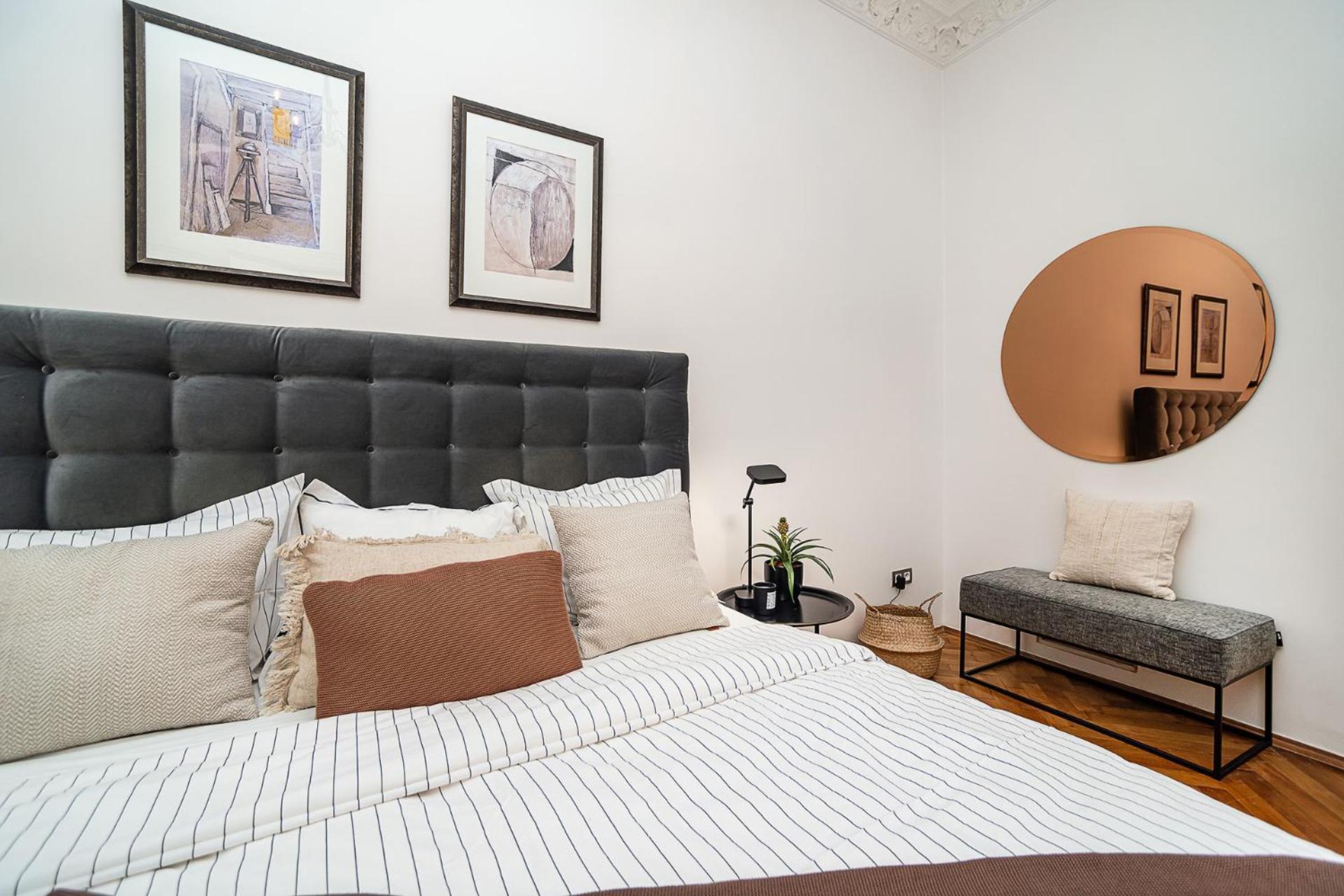 Luxurious Two-bedroom In The Old Town Prag
