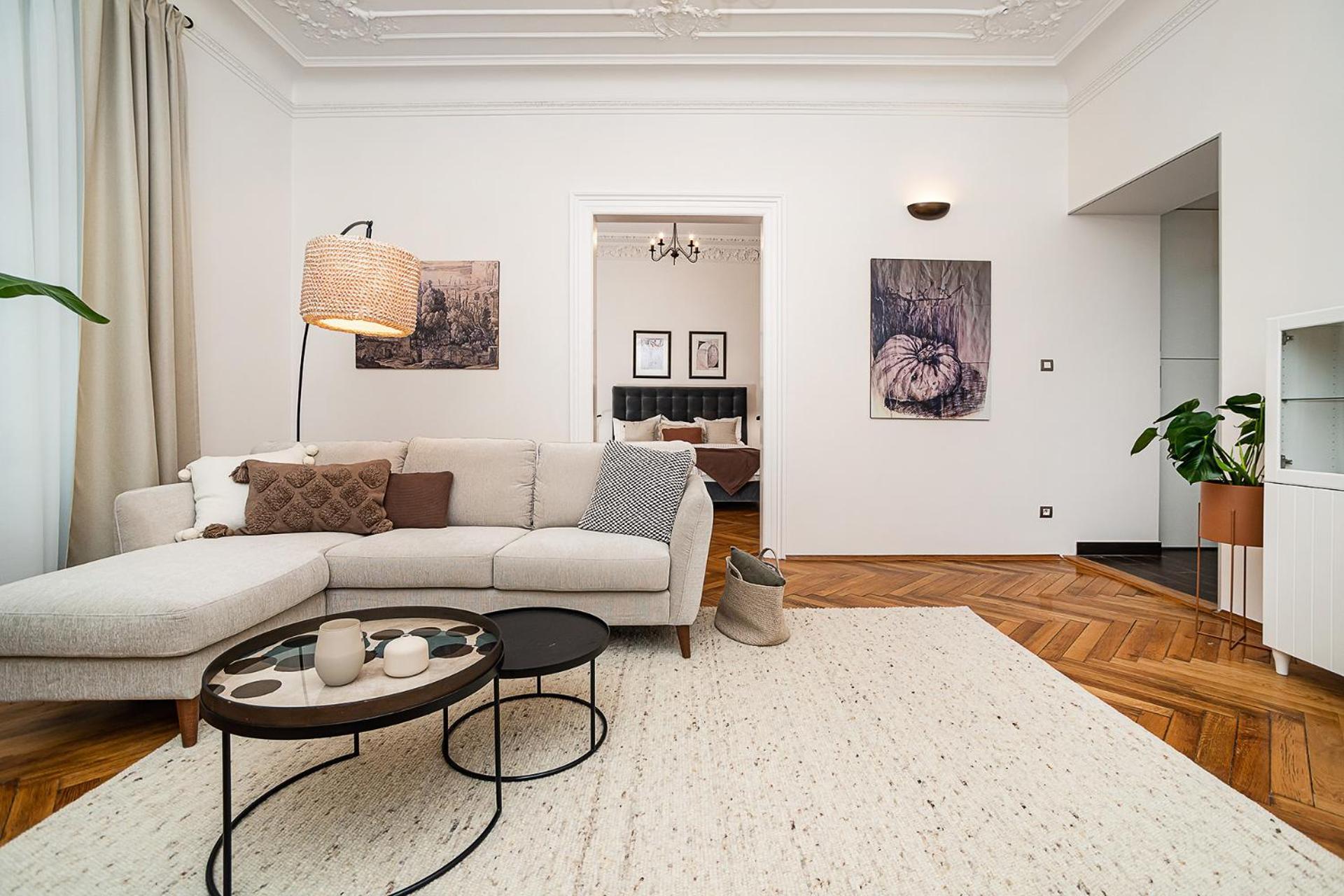 Lägenhet Luxurious Two-bedroom In The Old Town Prag