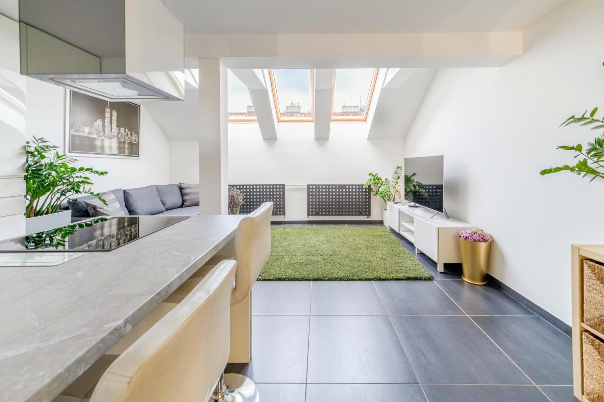 Modaloft Duplex By Rentez * Prag