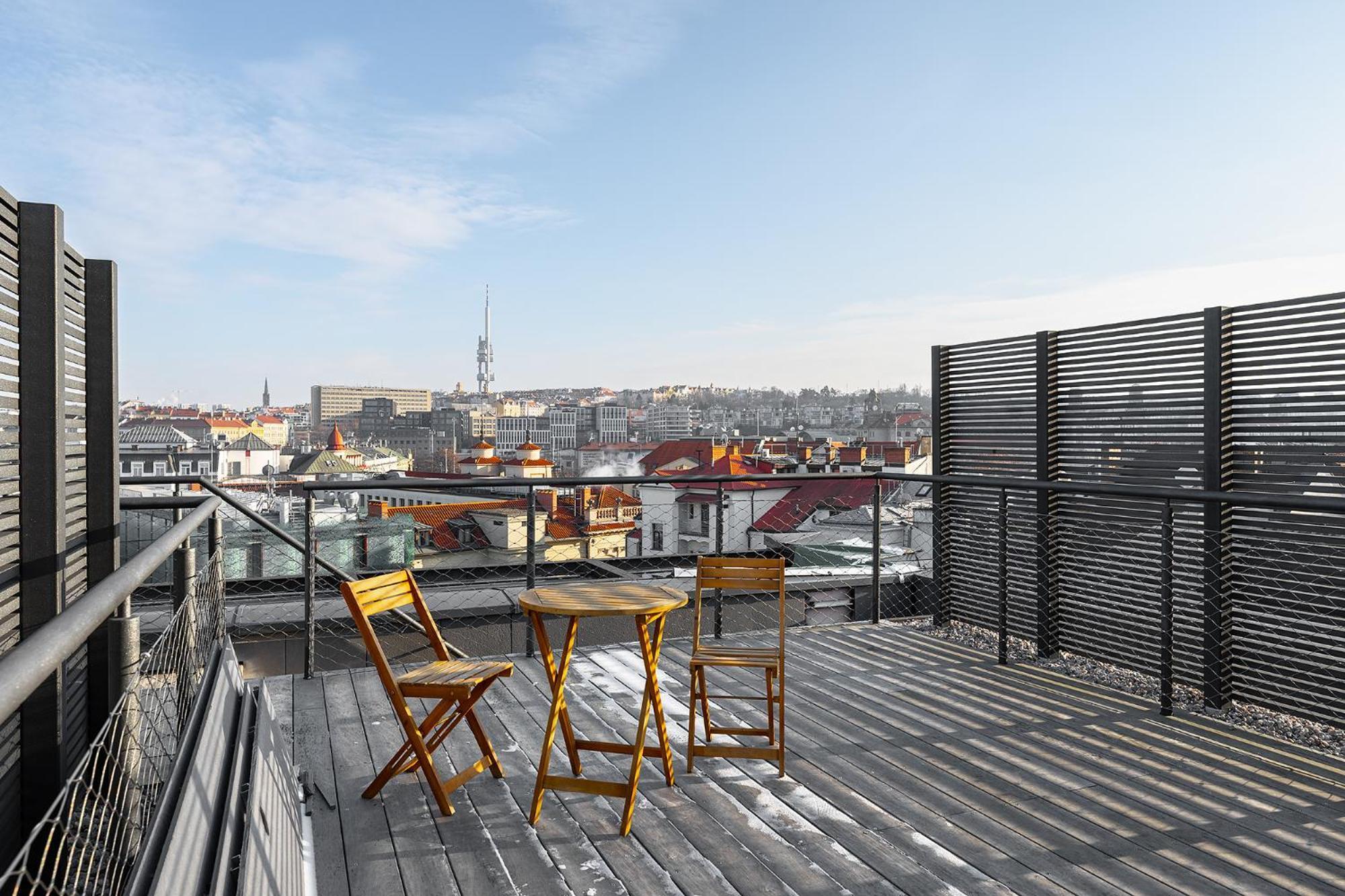 Luxury In The Center Apartment