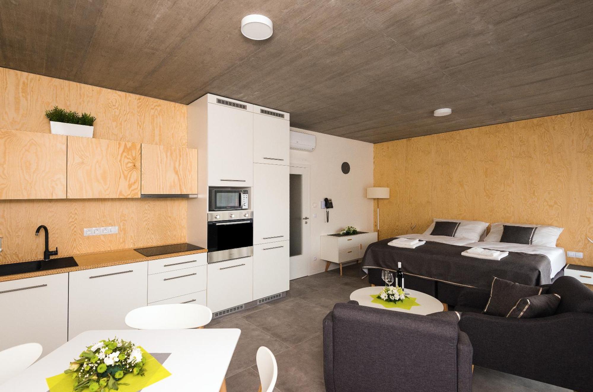 Aparthotel Trafick 4*