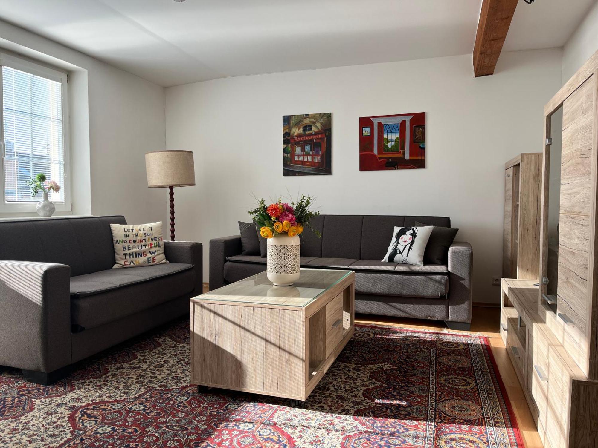 Apartment Harrison Homes 02 Prag