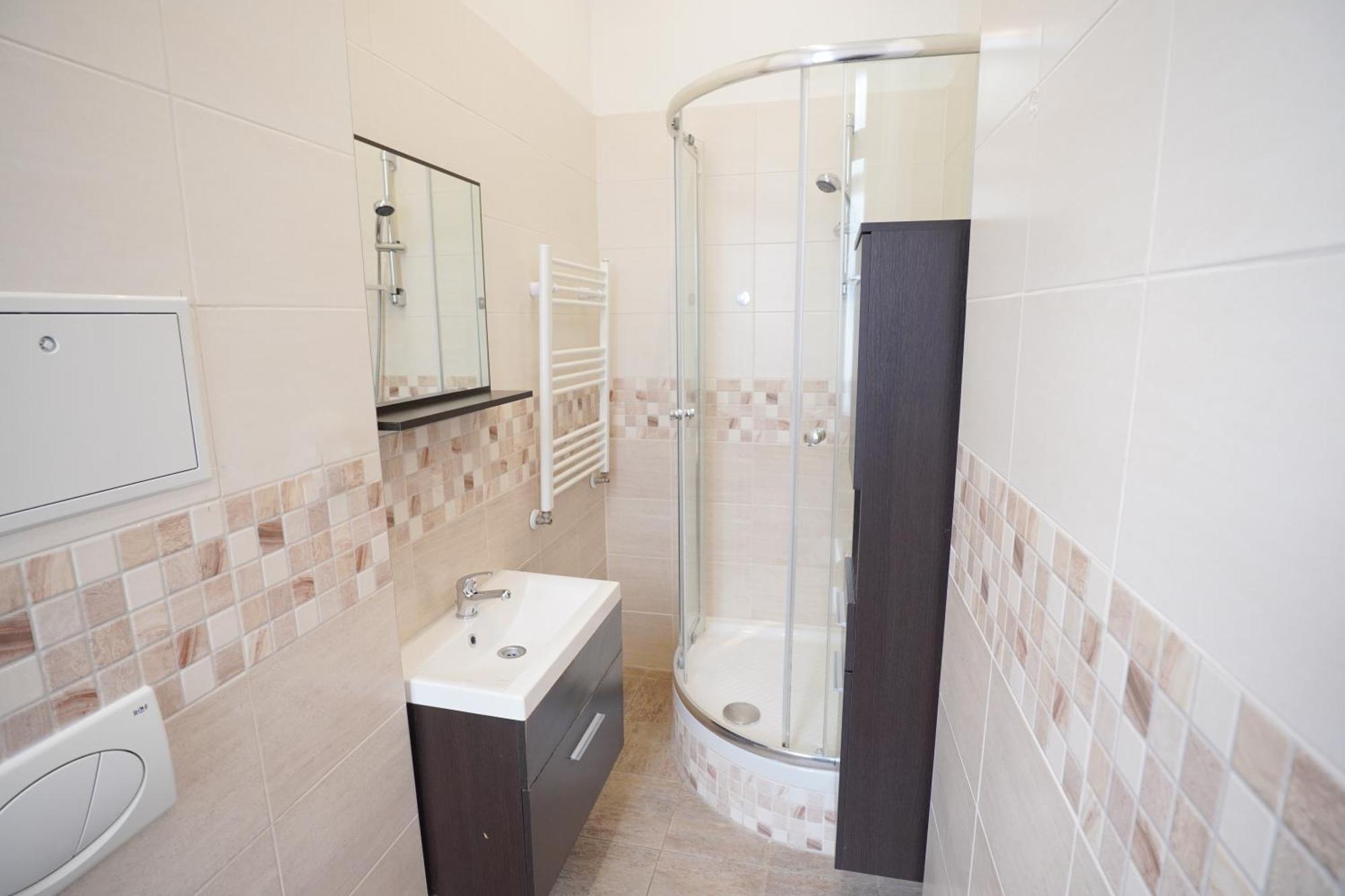 Elegant & Stylish Center Apartments! Lejlighed *