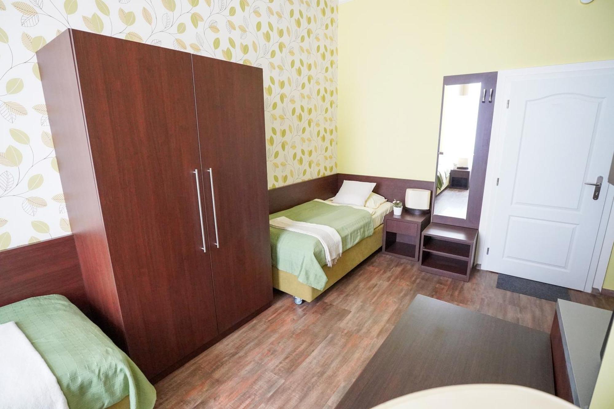 Elegant & Stylish Center Apartments! * Prag