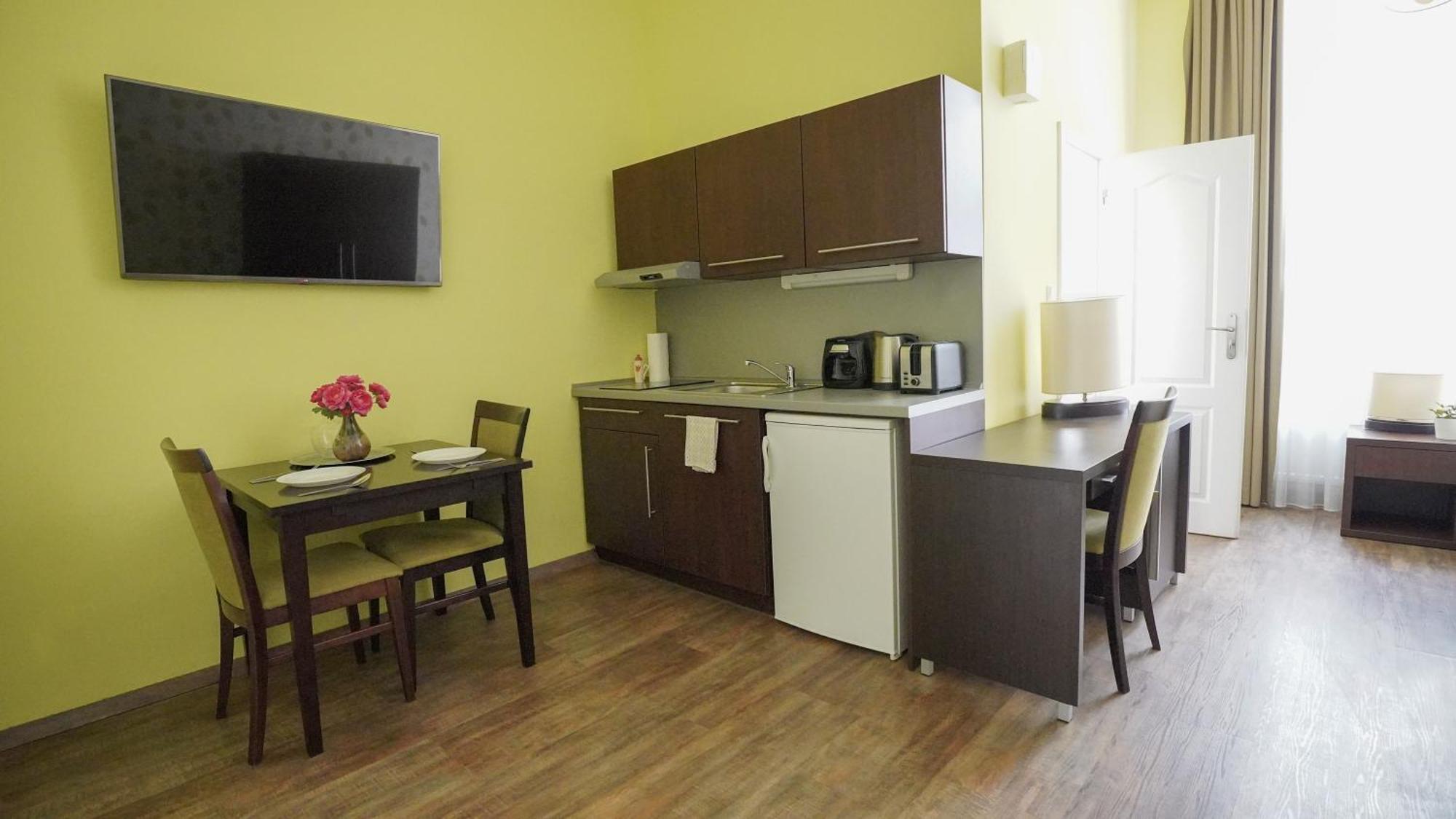 Lejlighed Elegant & Stylish Center Apartments! Prag