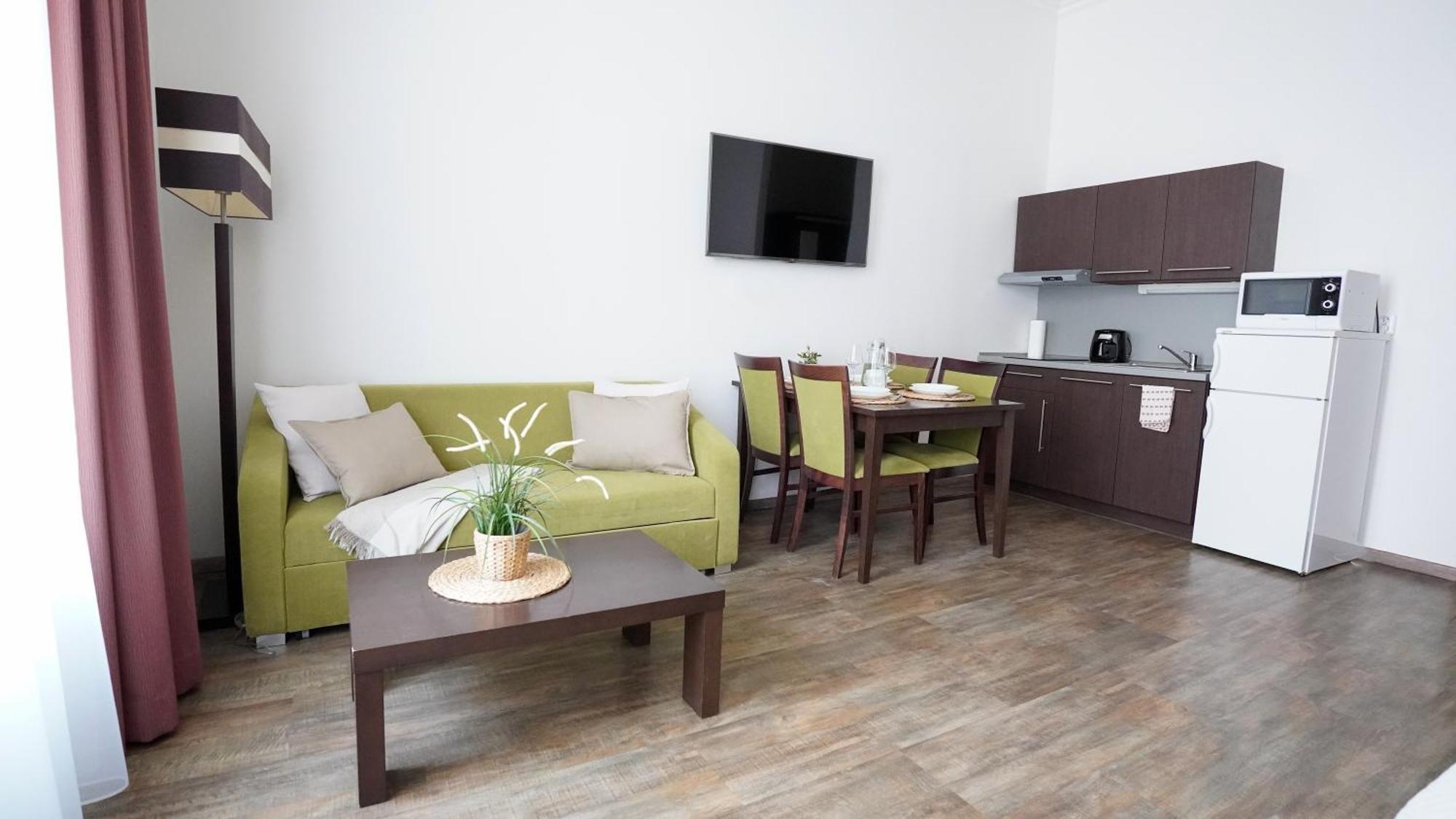 Elegant & Stylish Center Apartments! Lejlighed *