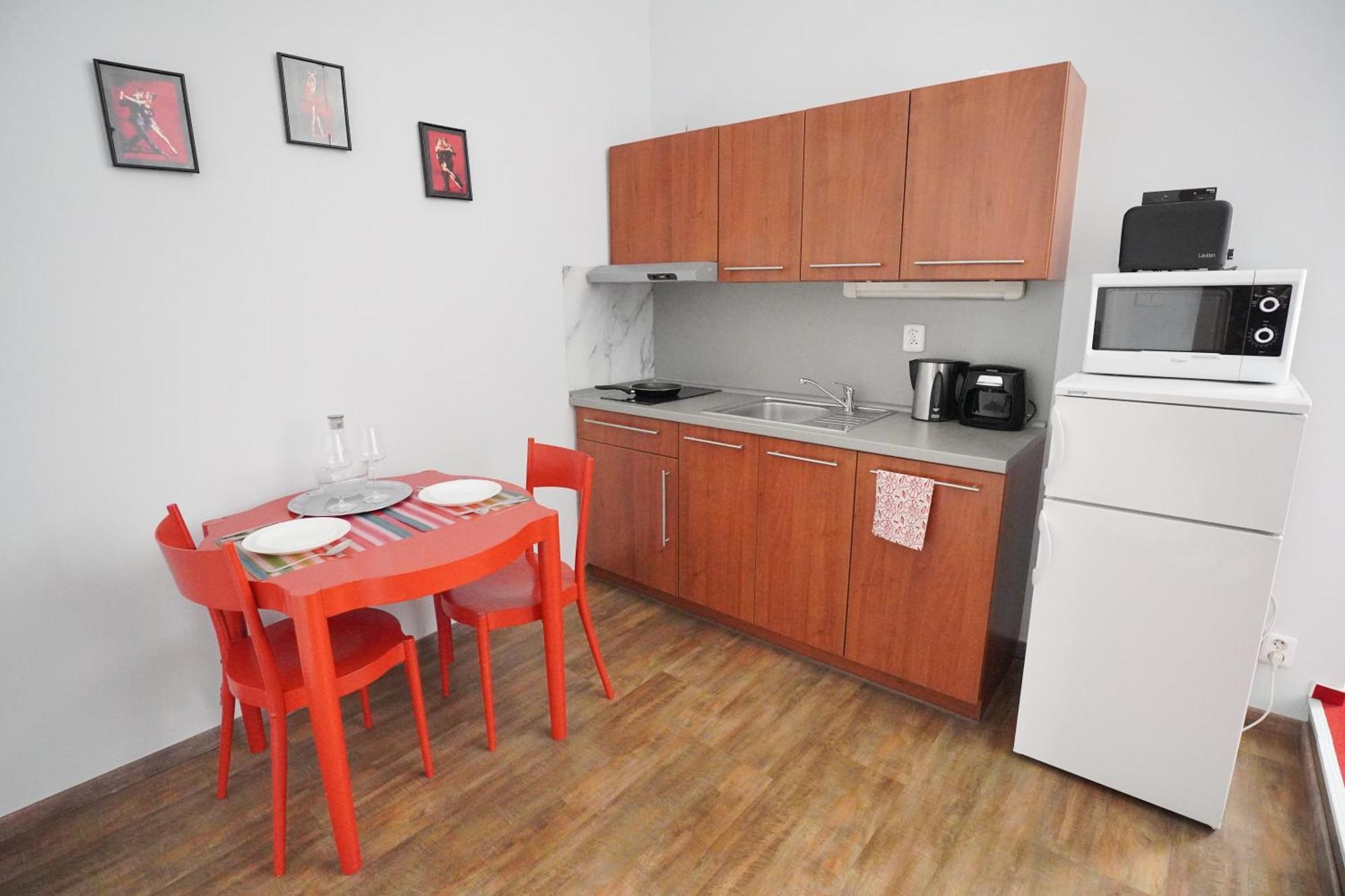 Elegant & Stylish Center Apartments! Lejlighed *