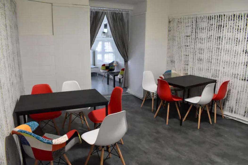 Party House - Ve Smeckach 18, Center!! Apartment *