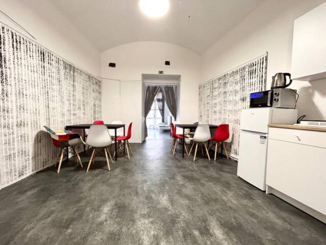 Party House - Ve Smeckach 18, Center!! Apartment *
