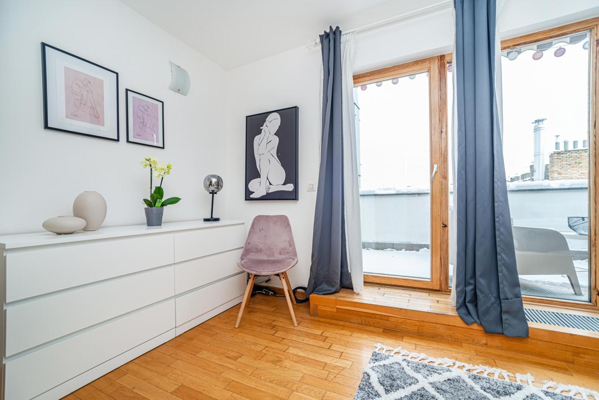 Lavish And Chic Duplex Lejlighed