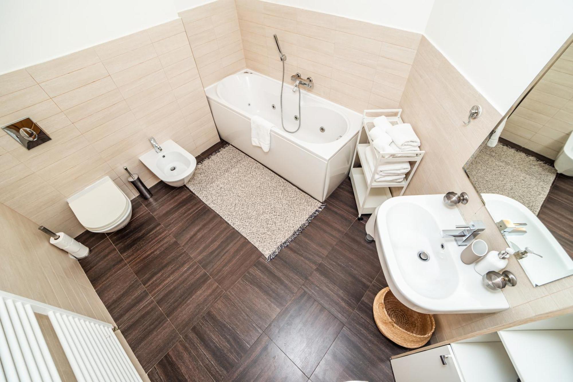 Lavish And Chic Duplex * Prag