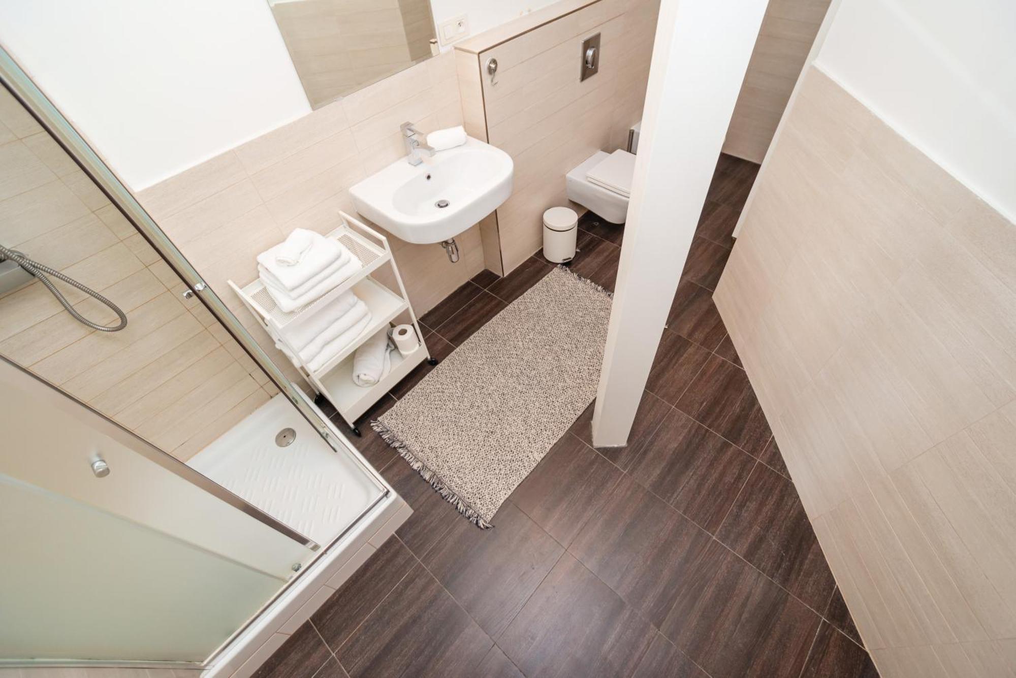 Lavish And Chic Duplex Lejlighed Prag