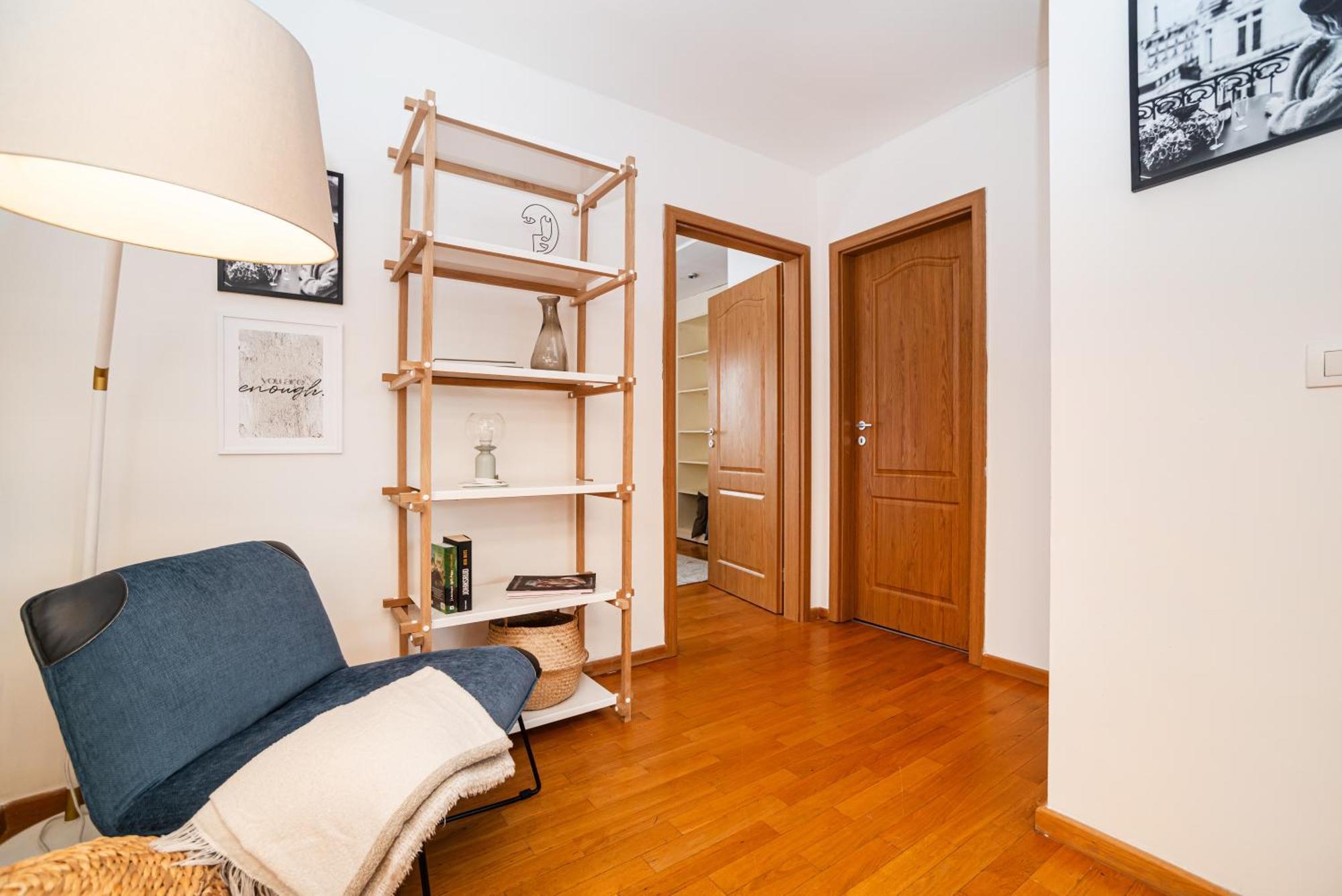 Lavish And Chic Duplex Lejlighed *