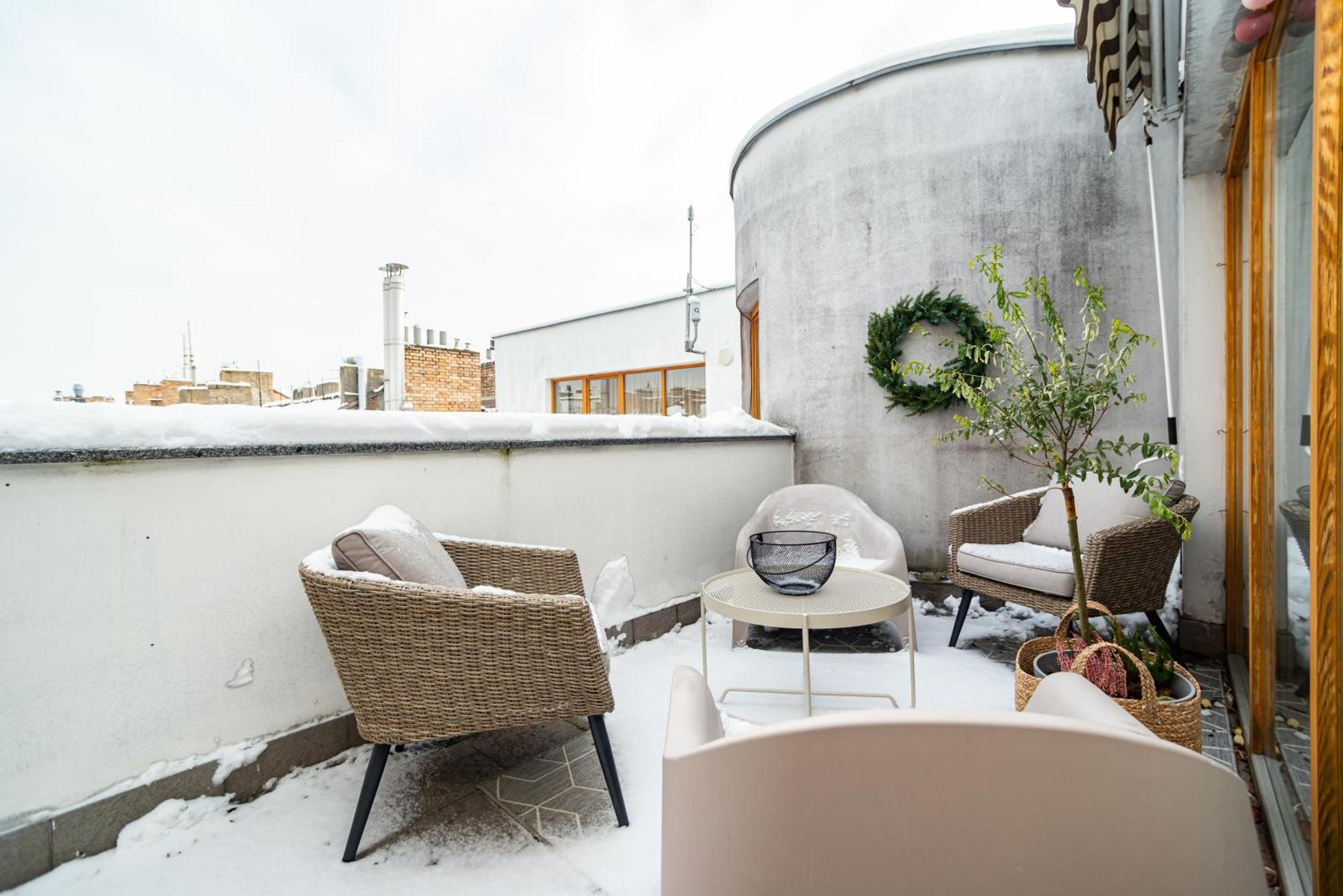 Lavish And Chic Duplex *