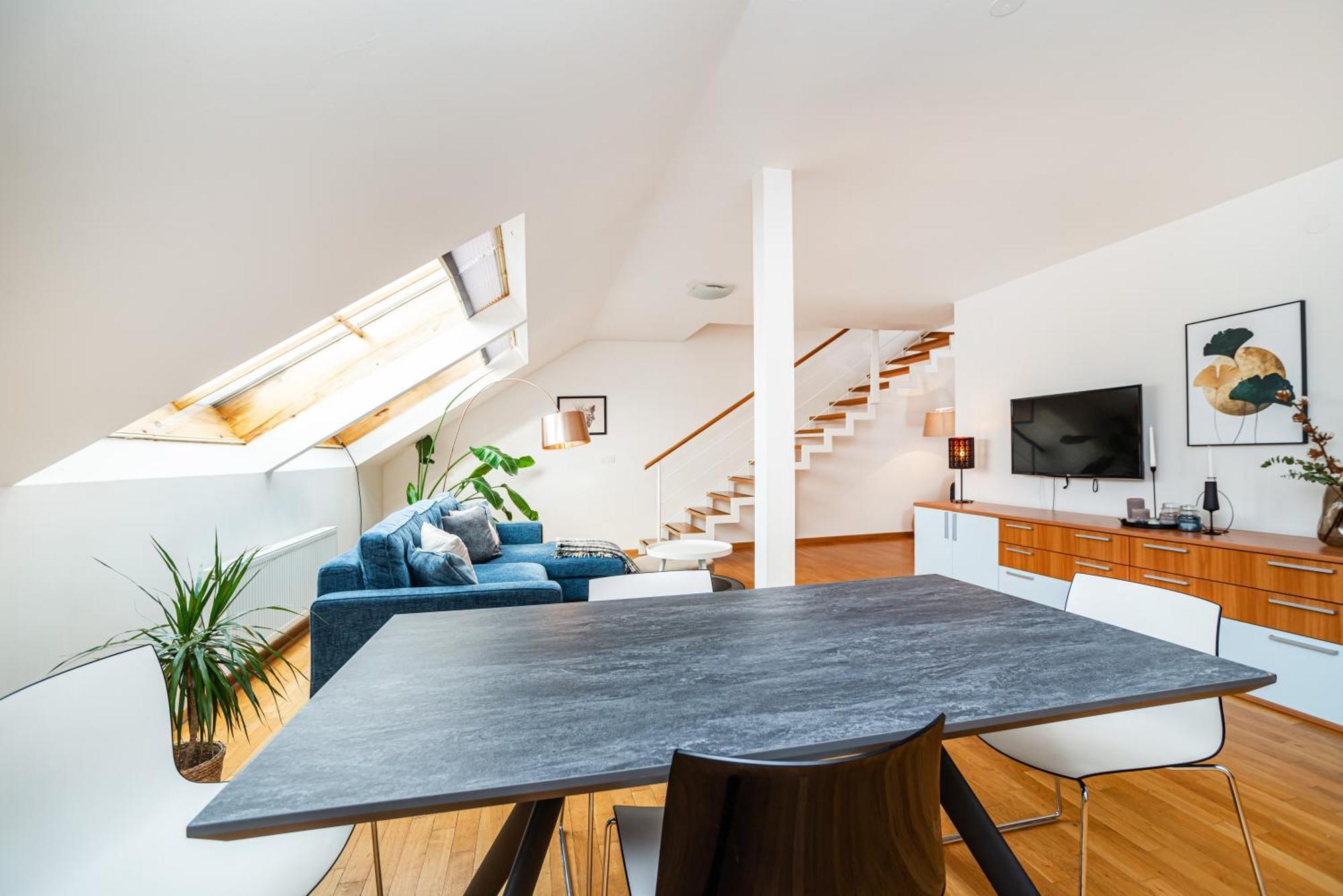 Lejlighed Lavish And Chic Duplex