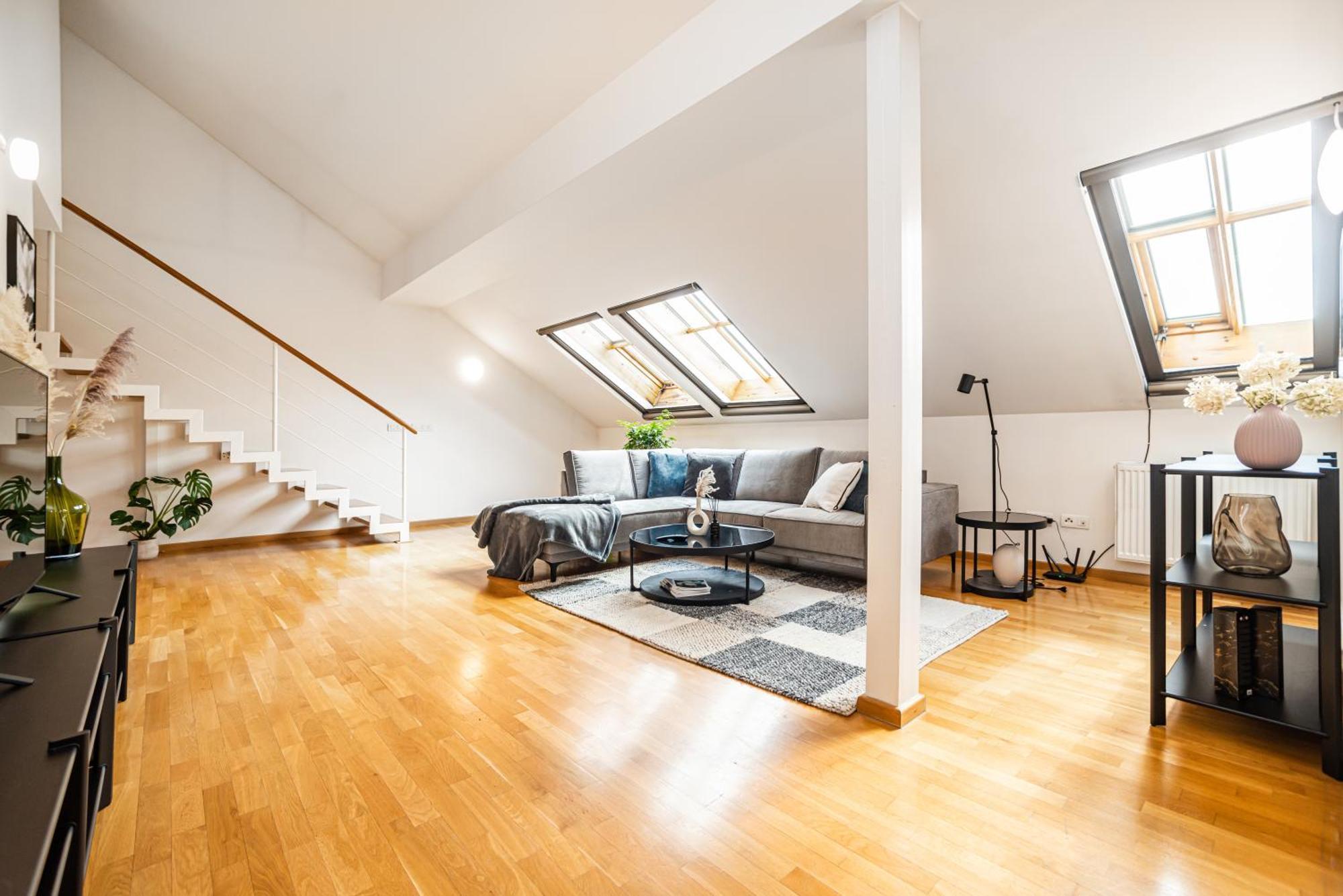 Lavish And Chic Duplex Prag