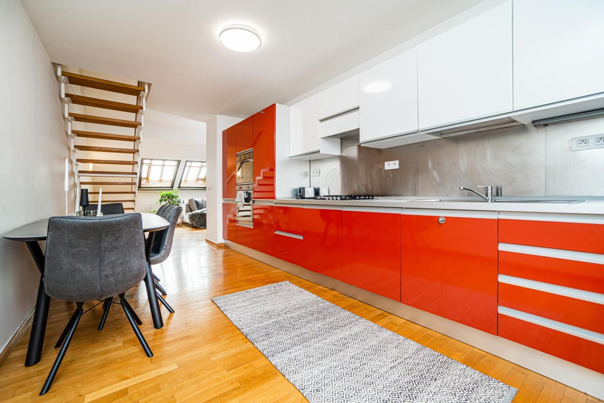 Lavish And Chic Duplex