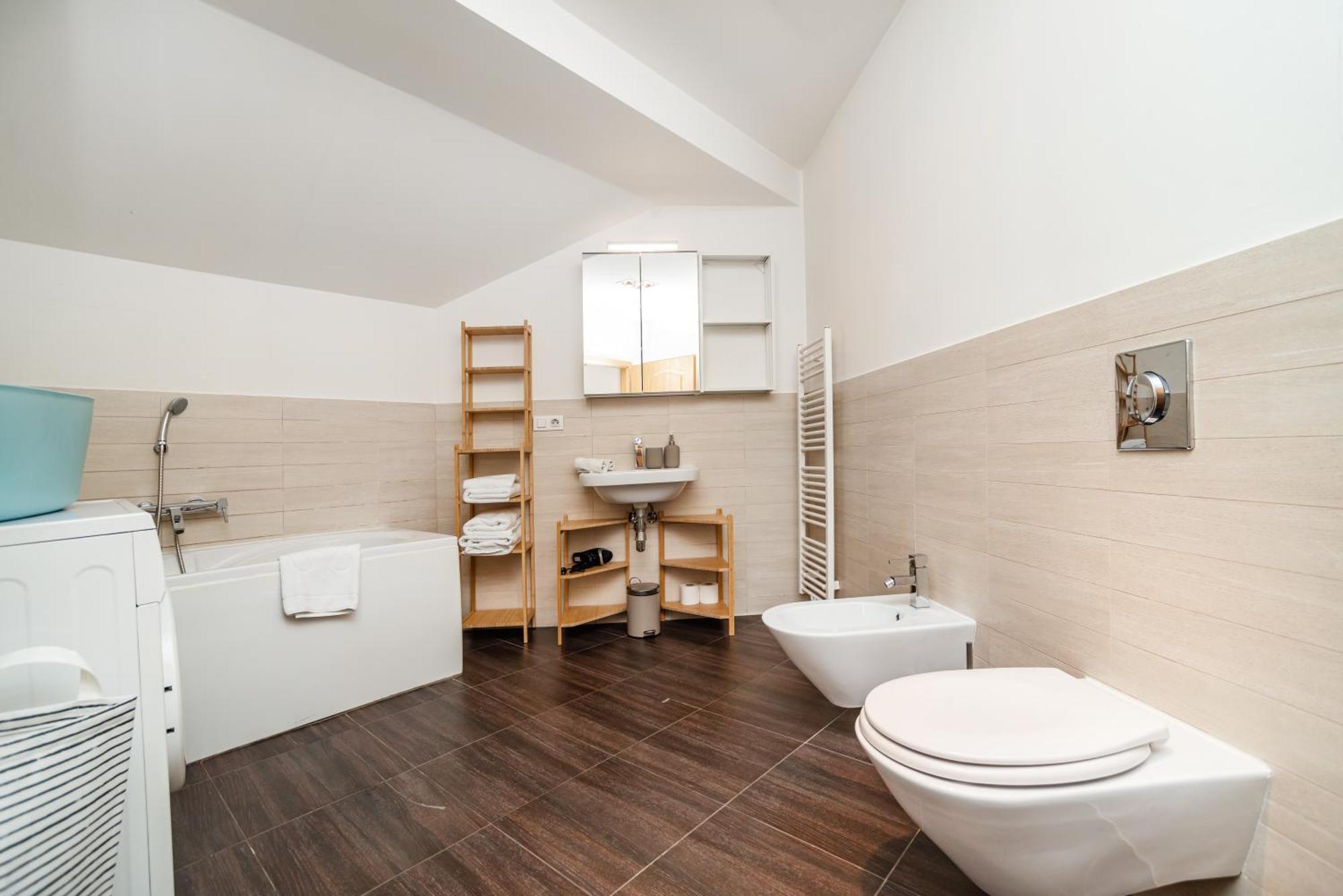 Lavish And Chic Duplex
