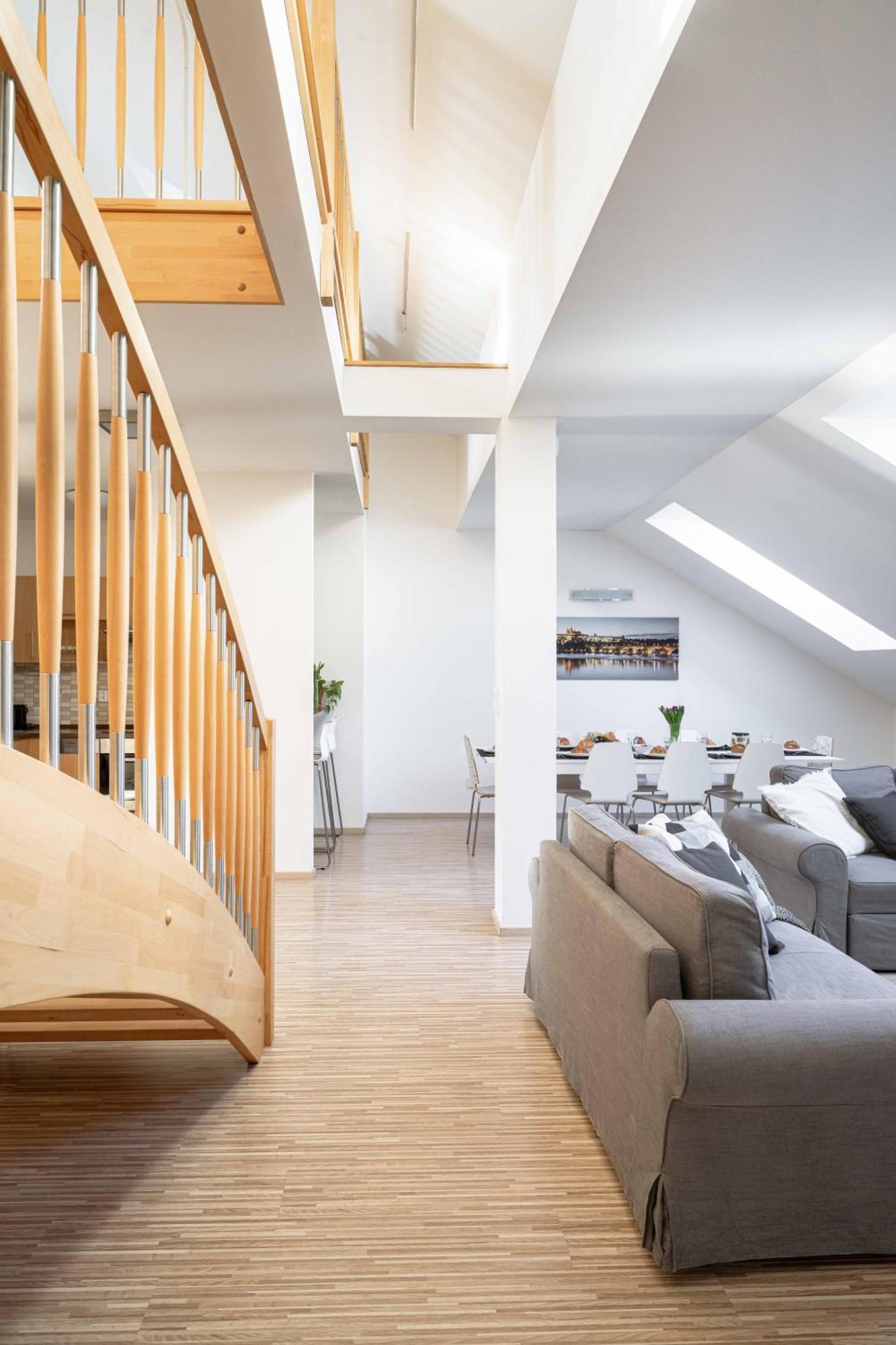 Apartmán 150m² 4br Duplex Near Metro & Center
