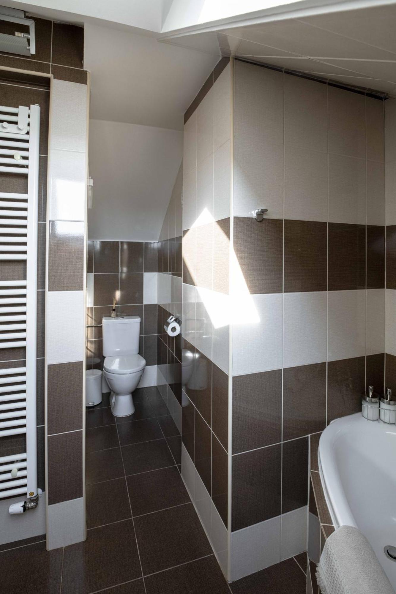 Apartmán 150m² 4br Duplex Near Metro & Center Praha