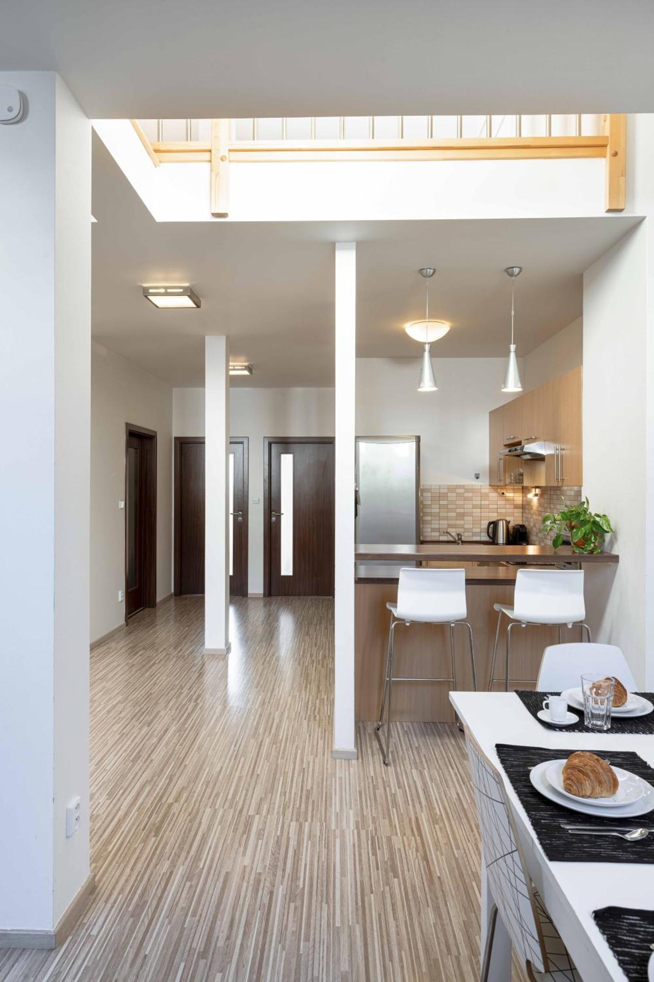 Apartmán 150m² 4br Duplex Near Metro & Center *
