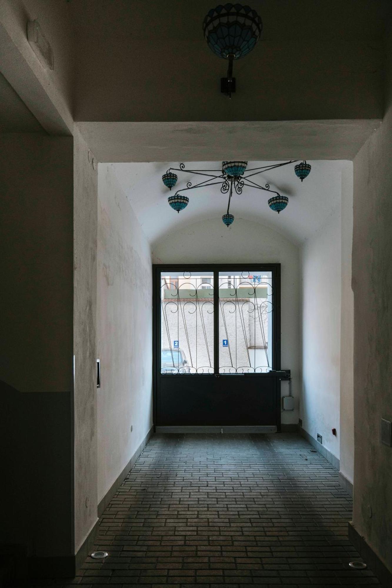 150m² 4br Duplex Near Metro & Center Apartmán *
