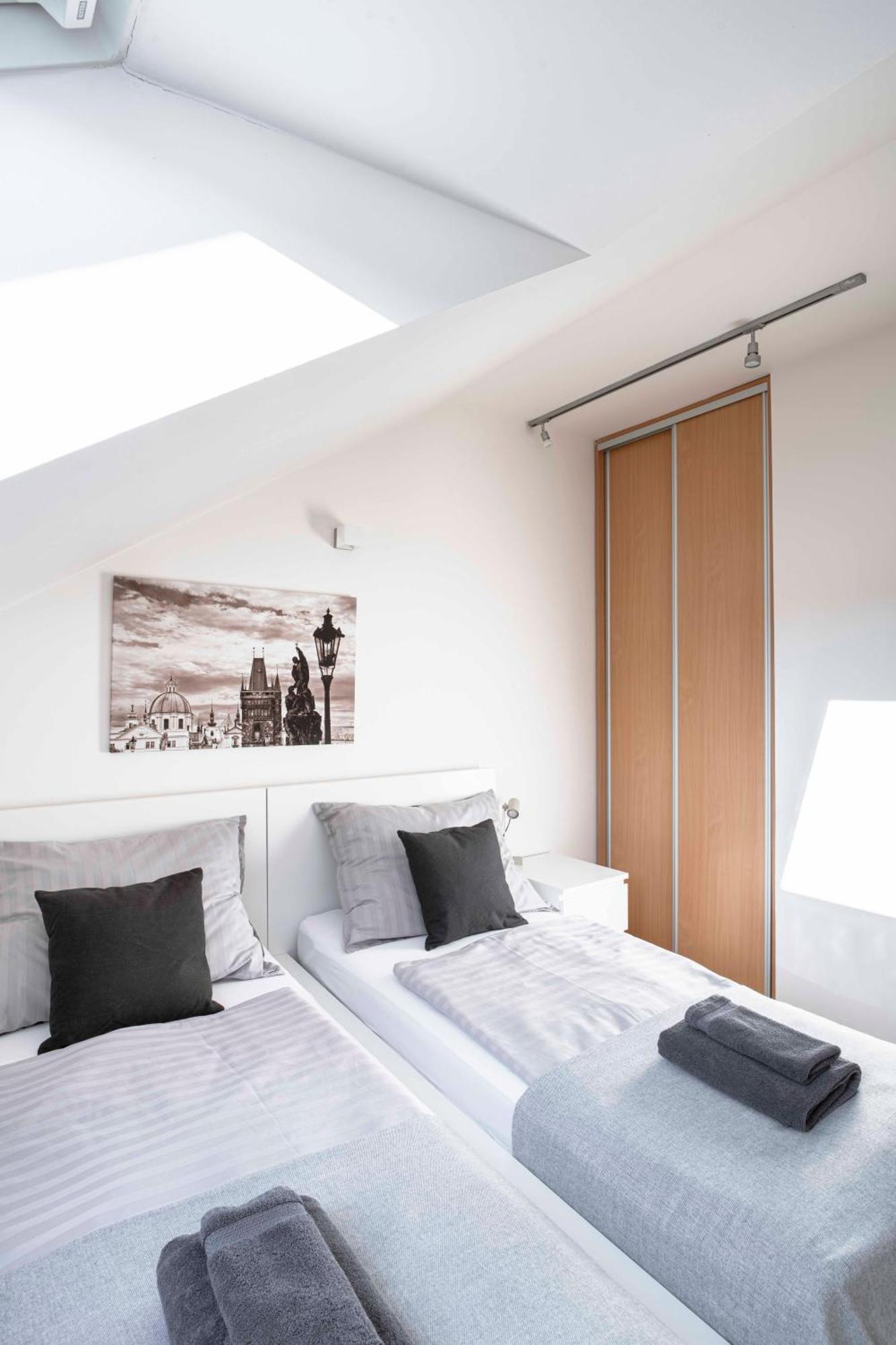 Apartmán 150m² 4br Duplex Near Metro & Center *