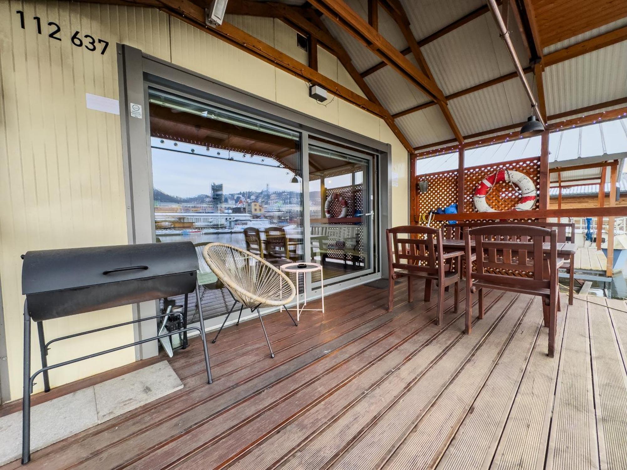 Botel Houseboat Franklin - Houseboats Benjamin & Franklin Prag