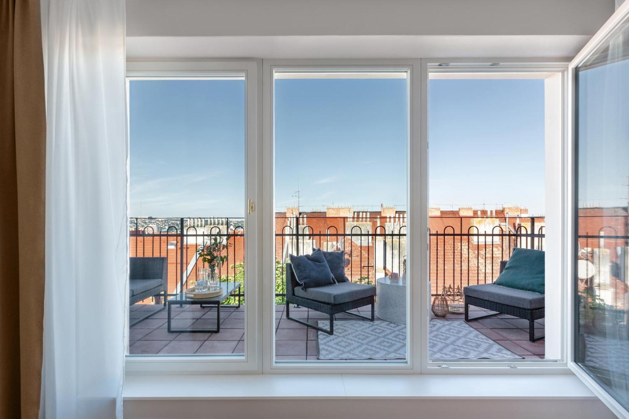 Turnkey I Letna Park Apartment *