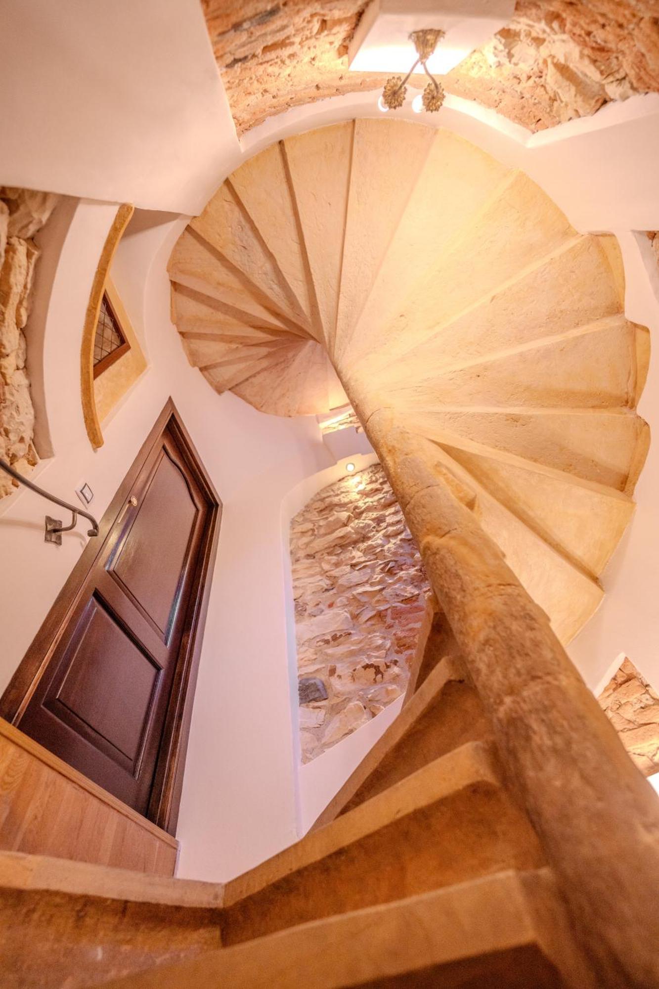 2-floor Traditional Prag