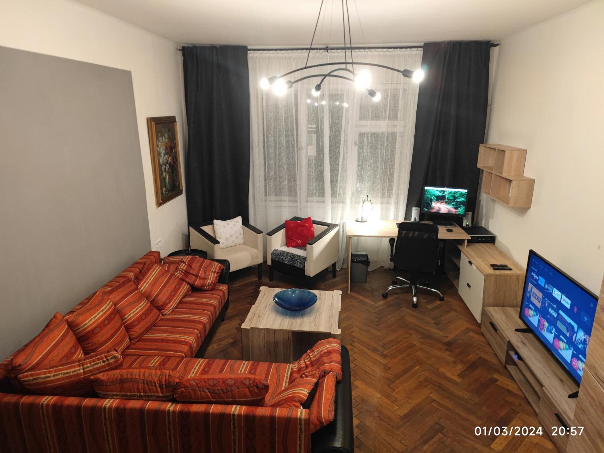 Loong Refresh Old Town Apartment