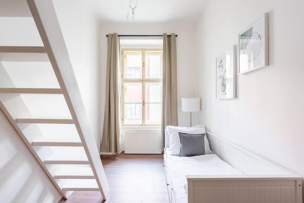 Side Apartment Prag