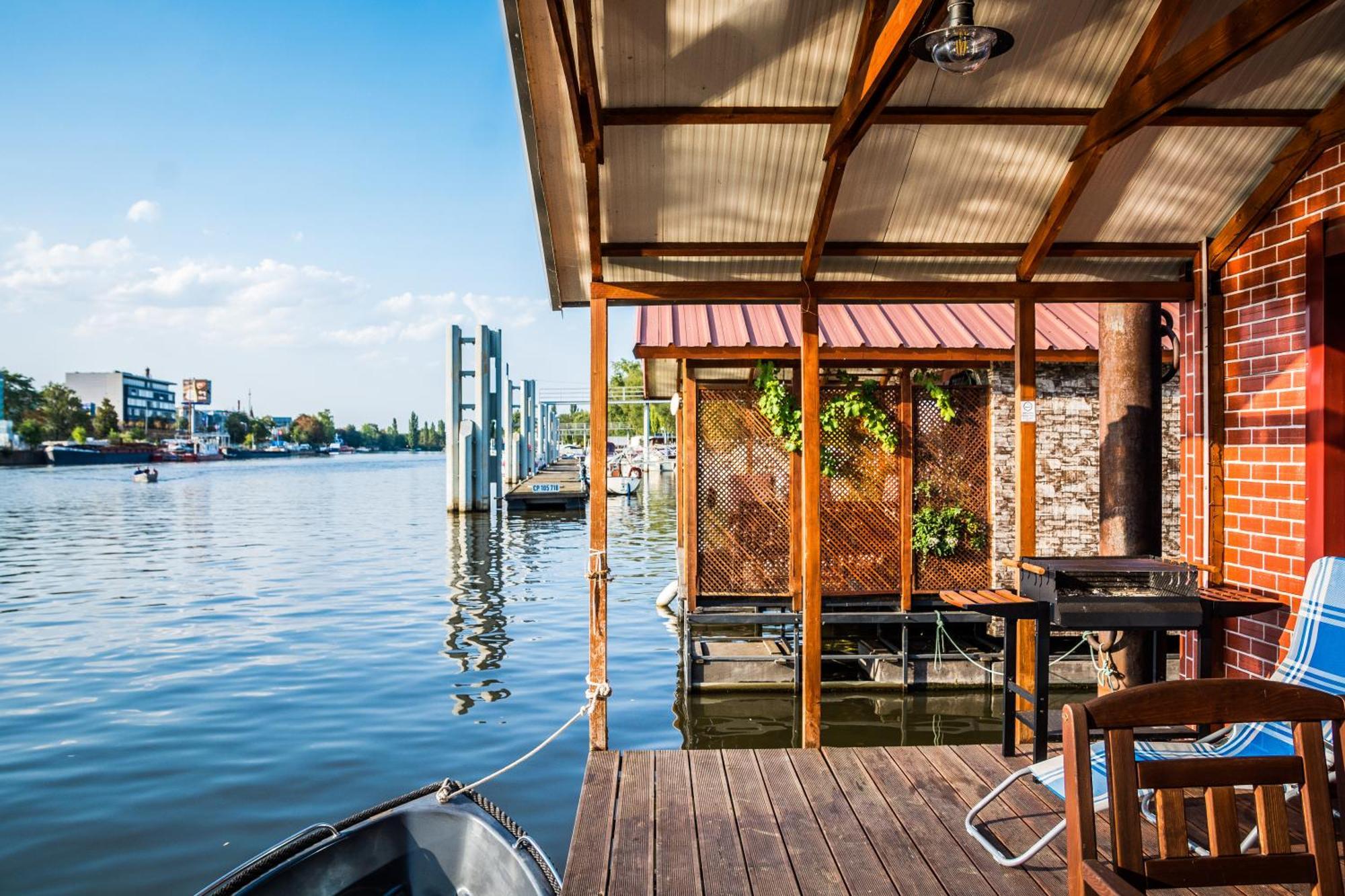 Houseboat Benjamin - Houseboats Benjamin & Franklin * Prag