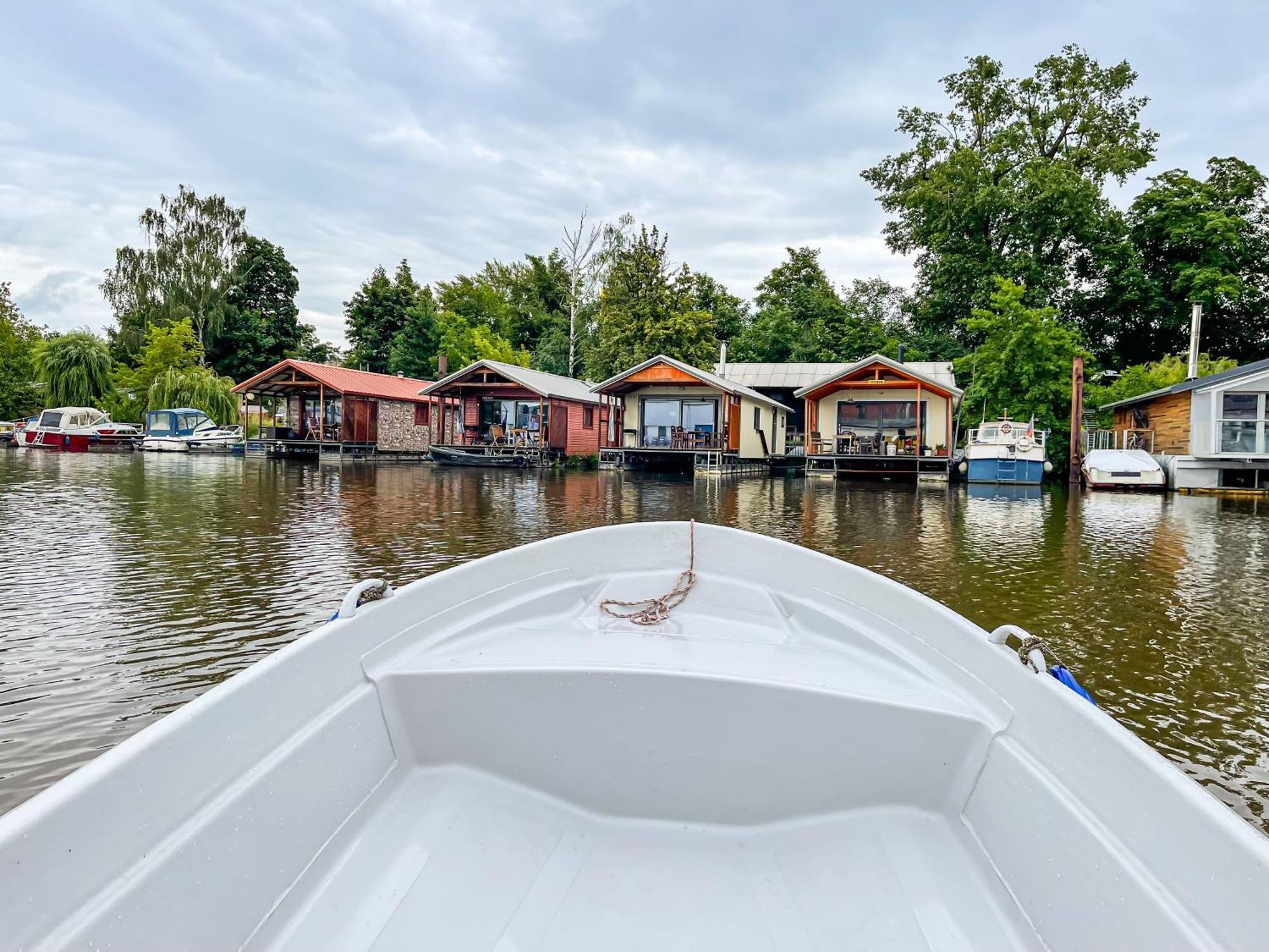 Houseboat Franklin - Houseboats Benjamin & Franklin Botel *