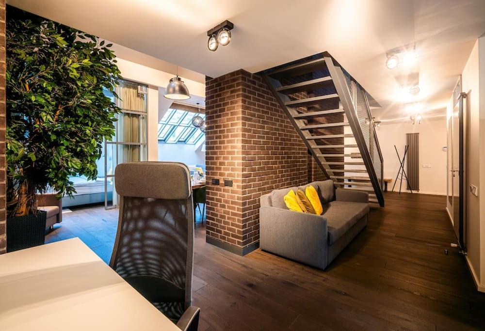 5br+2bath Old Town Loft Luxe Brickhouse, A/c * Prag