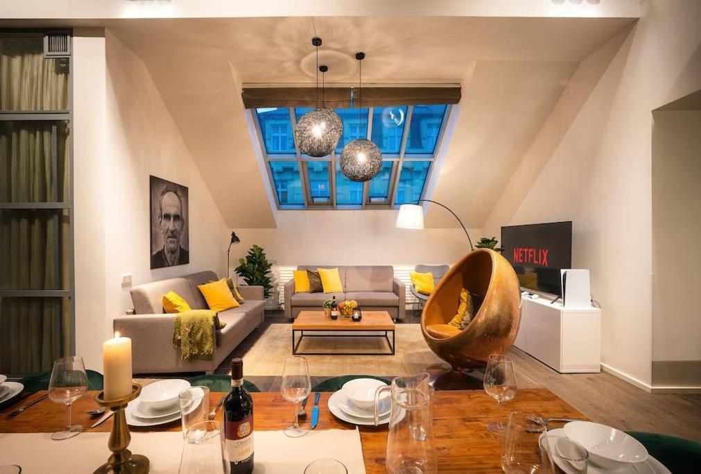 Lejlighed 5br+2bath Old Town Loft Luxe Brickhouse, A/c *