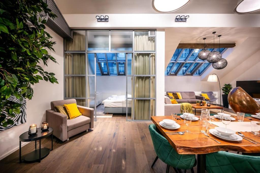 5br+2bath Old Town Loft Luxe Brickhouse, A/c Lejlighed