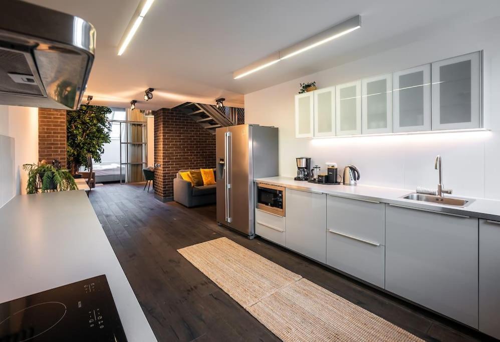 5br+2bath Old Town Loft Luxe Brickhouse, A/c Lejlighed Prag