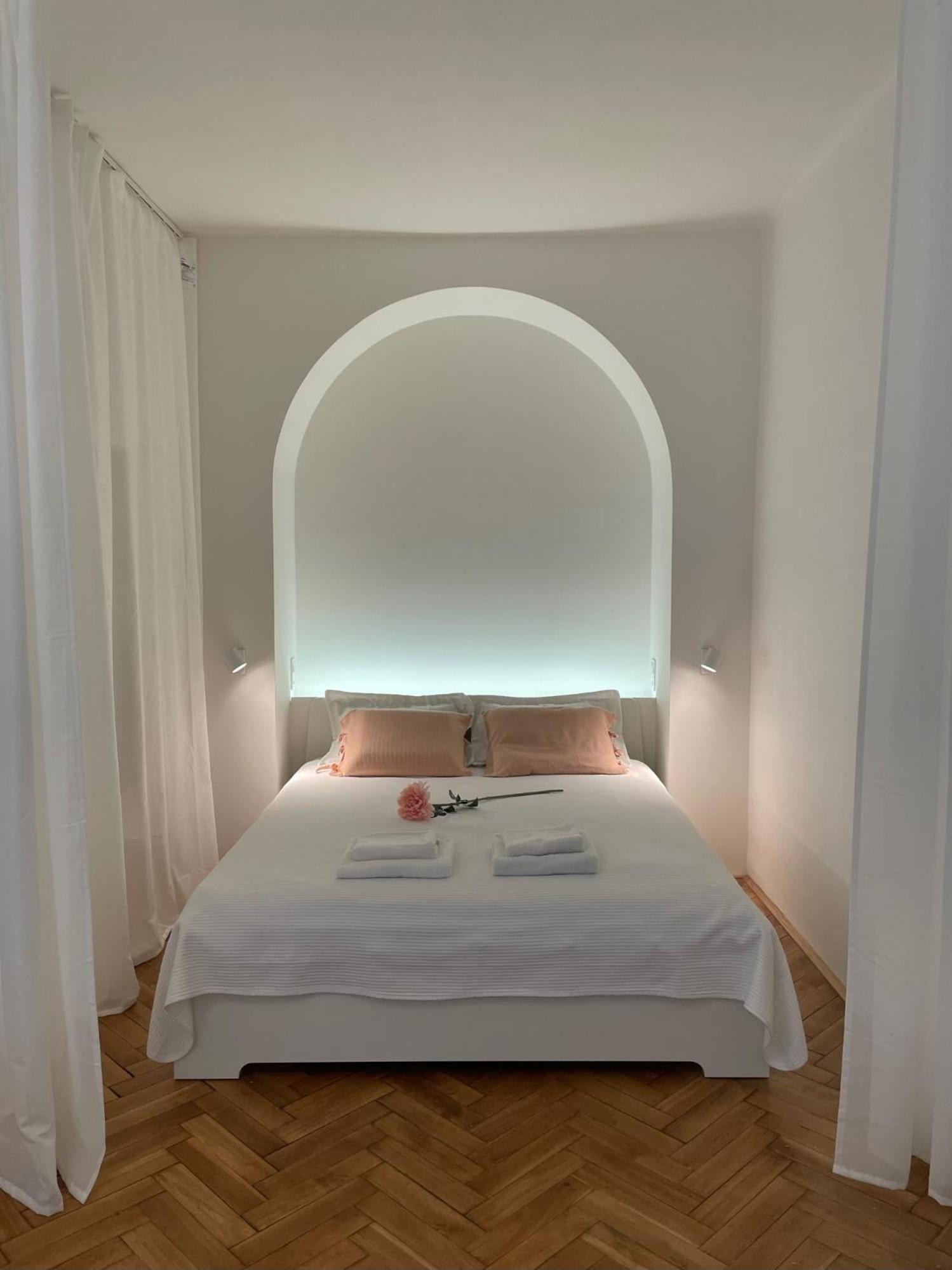 Lägenhet Urban Retreat I Modern Boho In Lovely Letna District - 10 Minutes From Old Town *