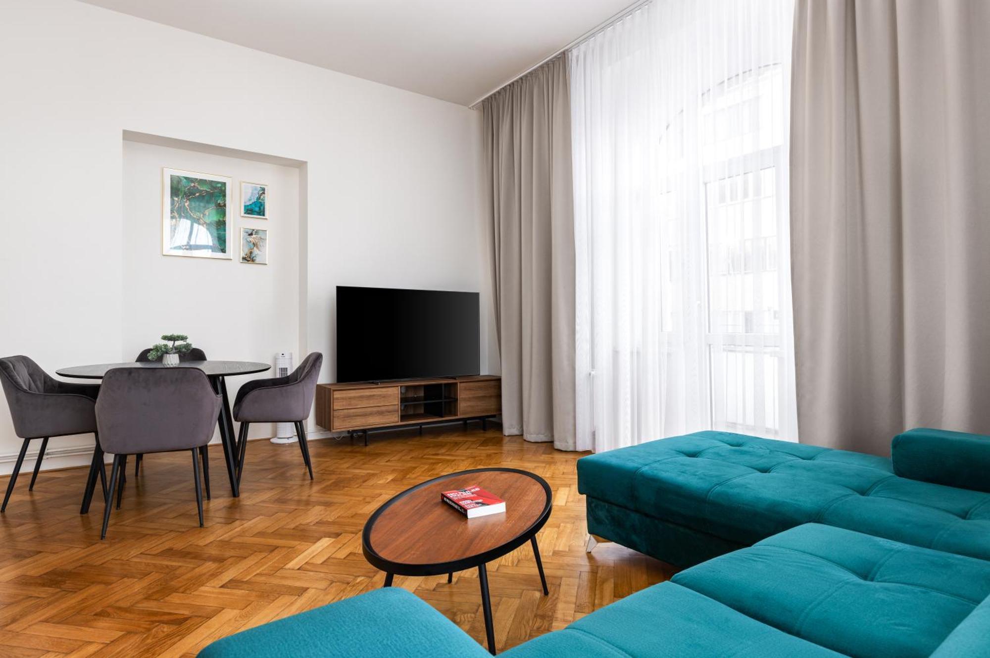 Stay2gether Buzz - O2 Arena - Sleeps 6 *