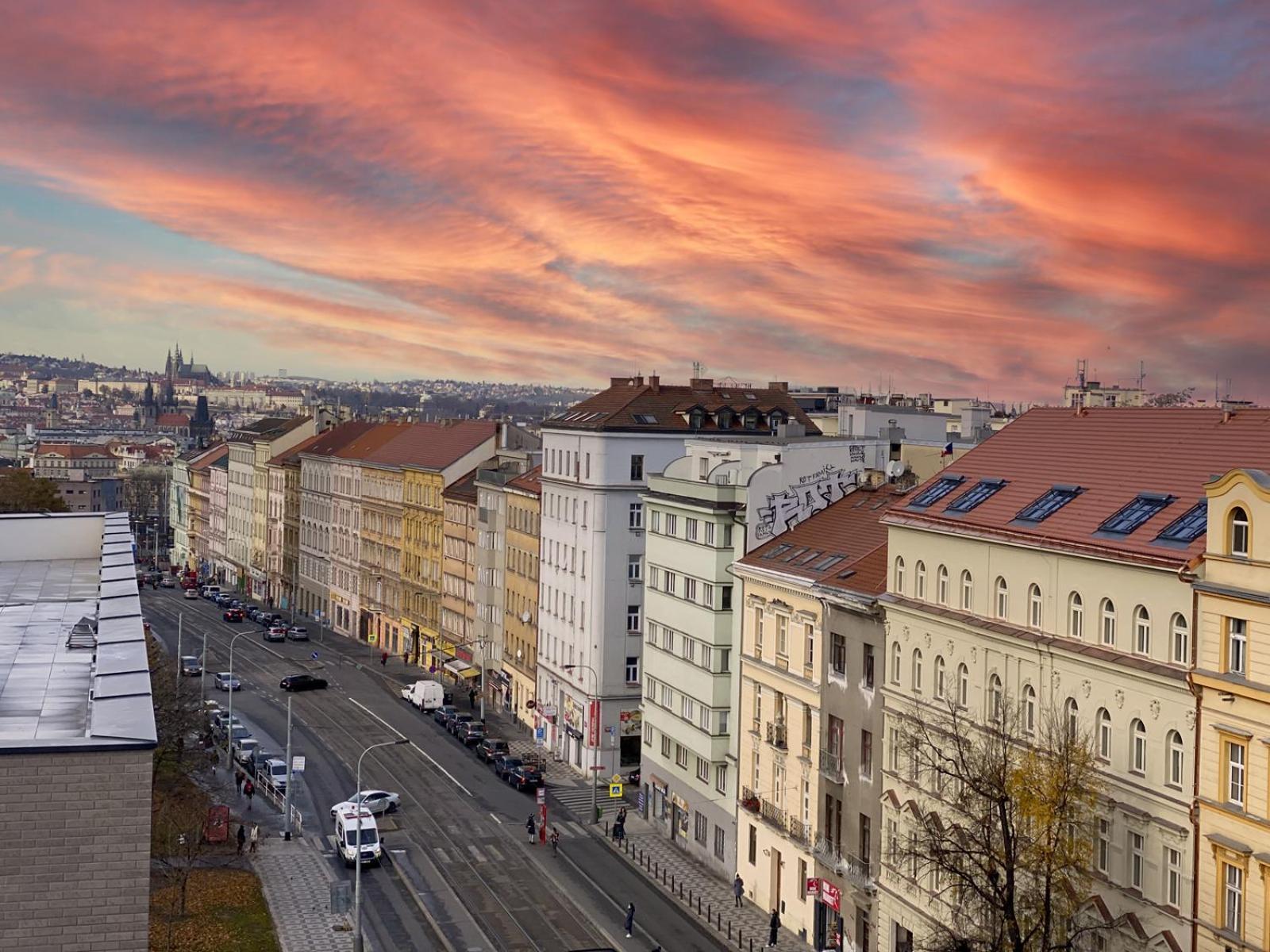 Lejlighed 4 Room, 2 Bath, Parking Prag