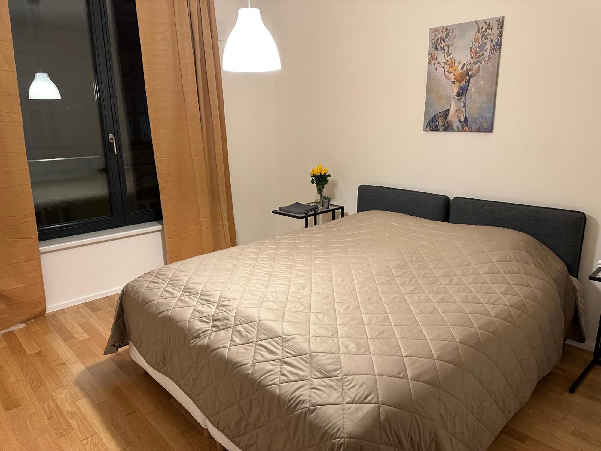 4 Room, 2 Bath, Parking Lejlighed