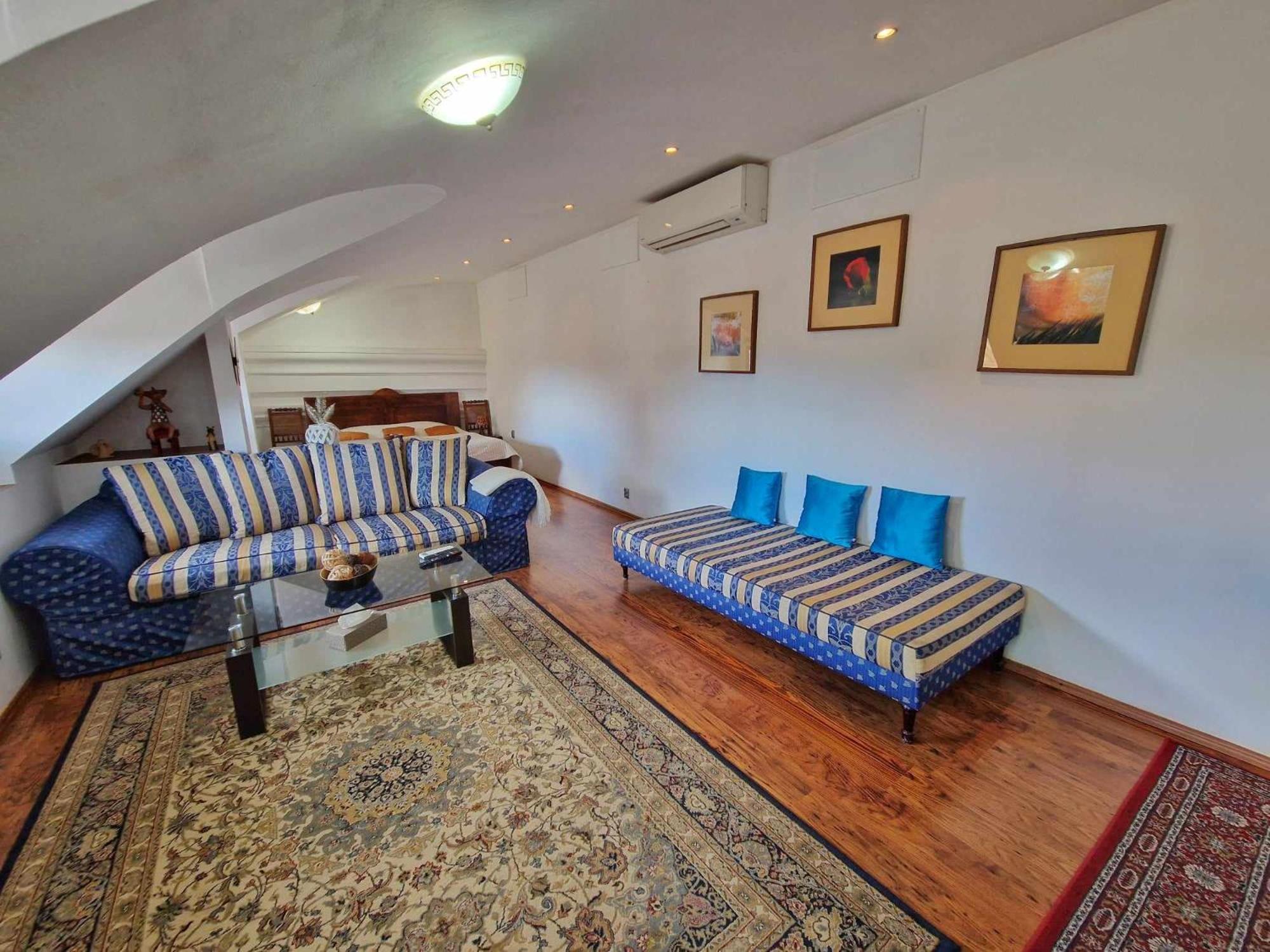 Apartment Studio Karluv Most *
