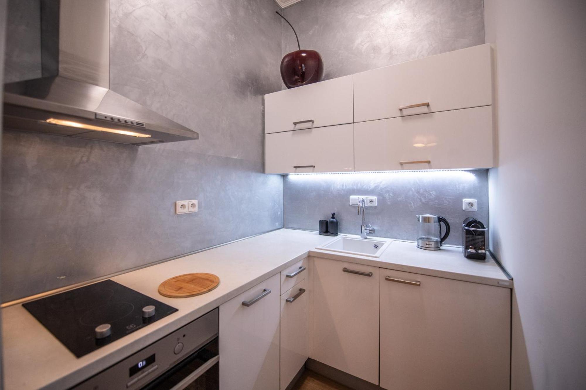 Apartment Modern Downtown - Renovated, On Ideal Location